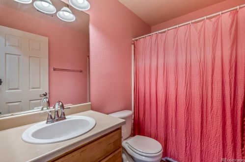 897 Willow Dr, Denver CO  80603-7762 exterior