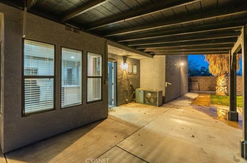 42320 La Gabriella Dr, Lancaster CA  93536-3568 exterior