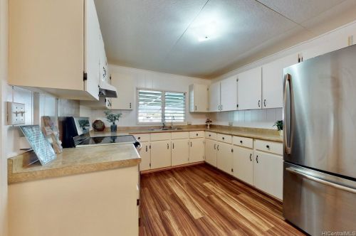 87-1698 Farrington Hwy, Nanakuli, HI 96792