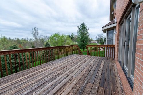 6236 Ashbourne Pl, Cincinnati OH 45233-4455 exterior