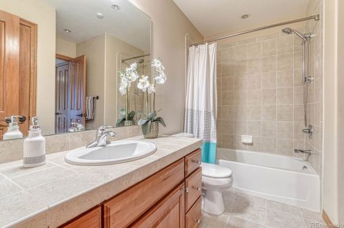 7148 Elk Ct, Denver CO 80016-4329 exterior