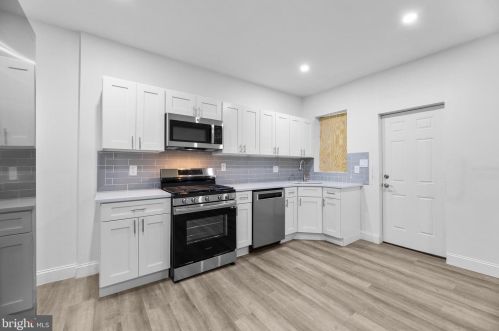 1249 Langham Ave, Camden NJ 08103-2818 exterior