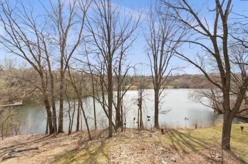 4305 Dunrovin Ln, Saint Paul MN 55123-1727 exterior