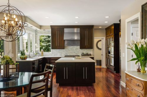 3528 Crestmoor Dr, Saint Paul MN  55125-5028 exterior