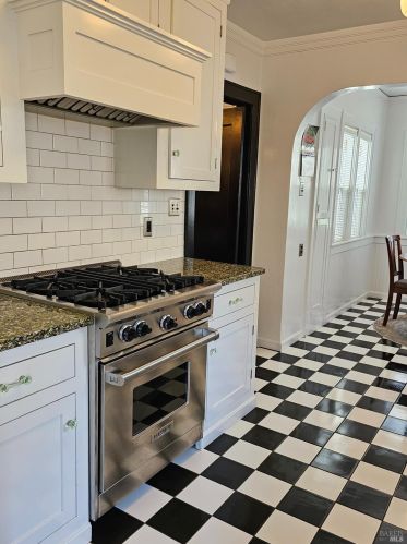 707 Standley St, Ukiah CA  95482-4224 exterior