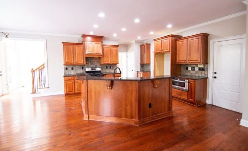 5170 Halcyon Dr, Atlanta GA  30349-1594 exterior