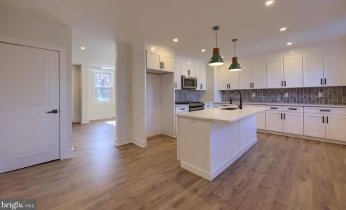 21 Mary St, Lancaster PA  17603-3424 exterior