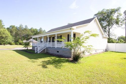 264 College St, Homerville, GA 31634-2213