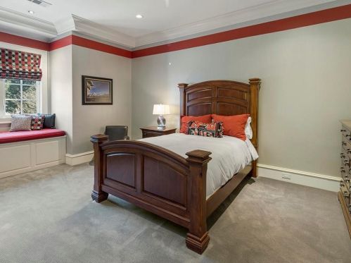 5540 Lake Island Dr, Atlanta GA  30327-4832 exterior