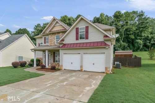 138 Red Branch Dr, Villa Rica, GA 30180-5551