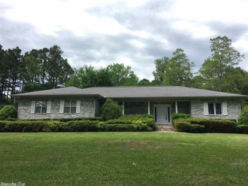 16 Plum St, Greers Ferry, AR 72067-9618