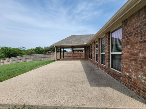 8748 Regal Royale Dr, Fort Worth TX  76108-7947 exterior