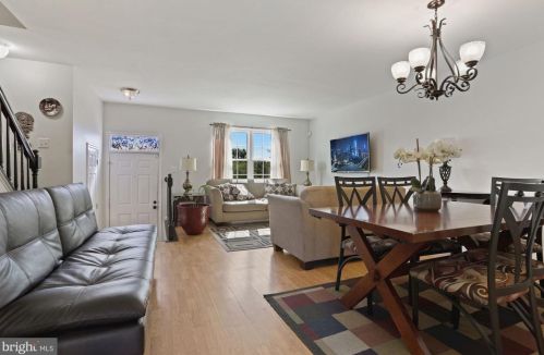 605 Warrenton Ter, Leesburg, VA 20176-2466