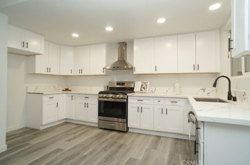 1513 Raymar St, Santa Ana CA  92703-4616 exterior