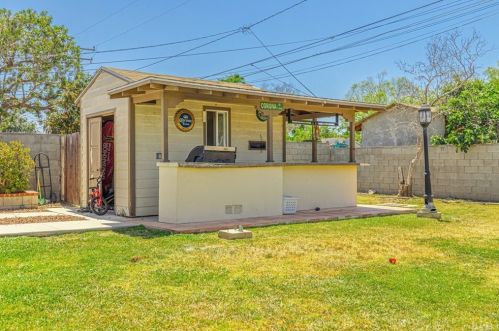 2126 Standard Ave, Santa Ana CA 92707-3035 exterior