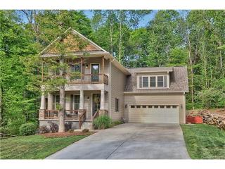 3734 Creek Ridge Dr, Denver, NC 28037-5494