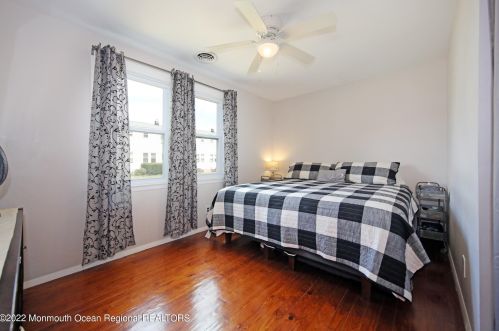 64 Belshaw Ave, Tinton Falls NJ 07724-2929 exterior