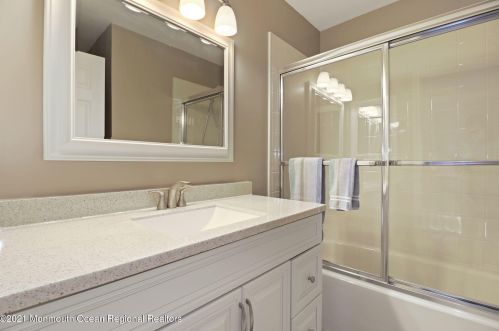 3 Old Orch Ln, Tinton Falls NJ 07712-2570 exterior