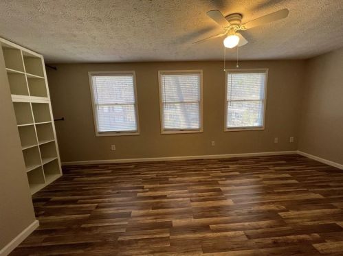 8835 Long Beach Cir, Atlanta GA  30350-2208 exterior