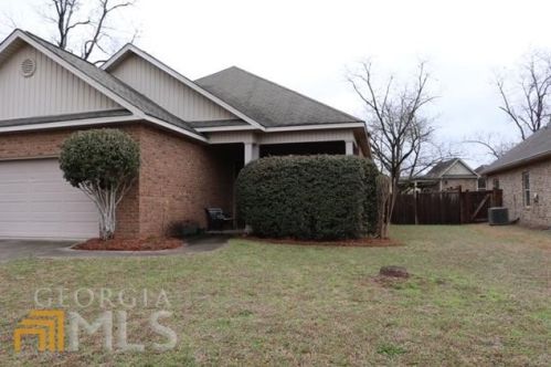 102 Westchester Trl, Kathleen, GA 31047-2894
