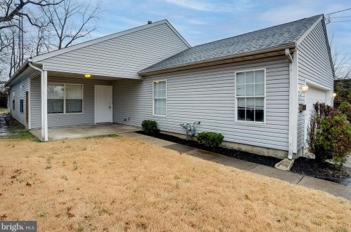 626 Spruce St, Beverly, NJ 08010-3427