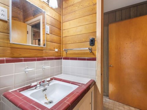 1300 Quail Trl, Fort Worth TX  76114-2321 exterior