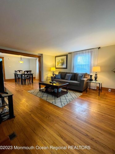 2 Jerseyville Ave, East Freehold, NJ 07728-2312