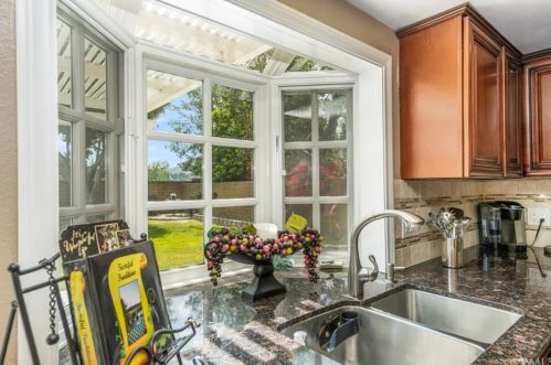 6270 Woodsboro Ave, Anaheim CA  92807-2347 exterior