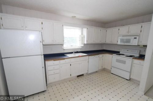 5703 Birch Trl, Saint Paul MN  55126-4783 exterior