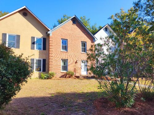 1088 Shadow Dr, Mount Pleasant, SC 29464-3726