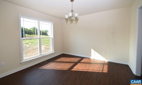 780 Pinehurst Dr, Gordonsville, VA 22942-7349