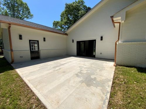3736 Calmer Cir, Atlanta GA  30344-6011 exterior
