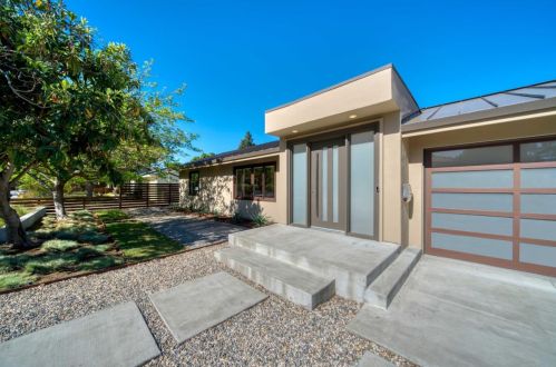 16335 La Chiquita Ave, Los Gatos, CA 95032-4610