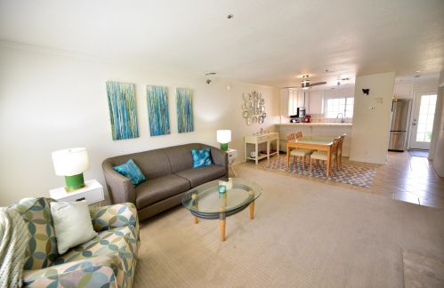 4240 Carpinteria Ave, Carpinteria, CA 93013-1887