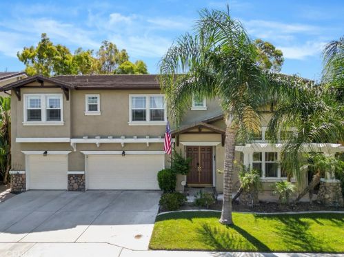 11364 Pondhurst Way, Riverside CA  92505-3471 exterior
