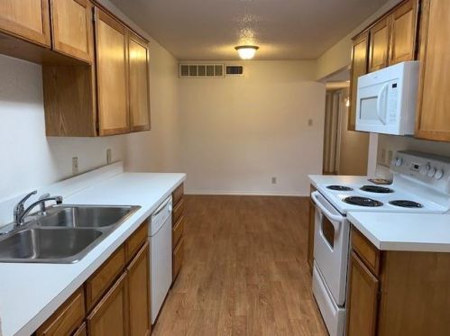 831 White Rock St, Fort Worth TX  76179-3433 exterior