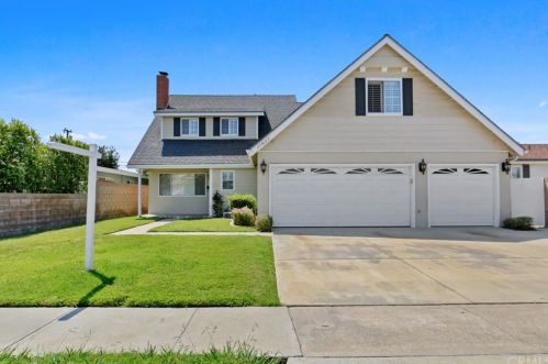 11851 Pine St, Los Alamitos, CA 90720-4162
