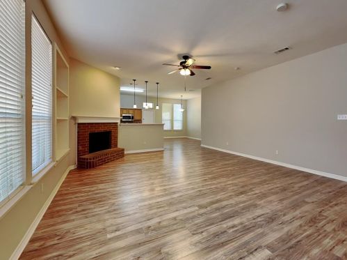 3413 Charing Cross Rd, Midlothian TX  76065-8725 exterior