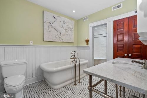 113 Jackson St, Trenton NJ 08611-1720 exterior