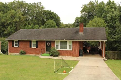 1404 Nelson Dr, Lynchburg, VA 24502-2010