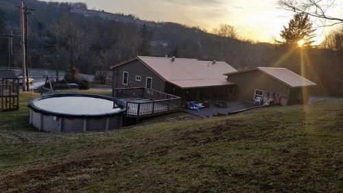 737 Fort Martin Rd, Core, WV 26541-8079