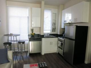618 Bush St, San Francisco CA  94108-3557 exterior