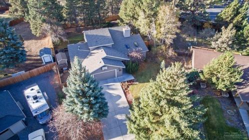 61303 King Josiah Pl, Bend, OR 97702-2858