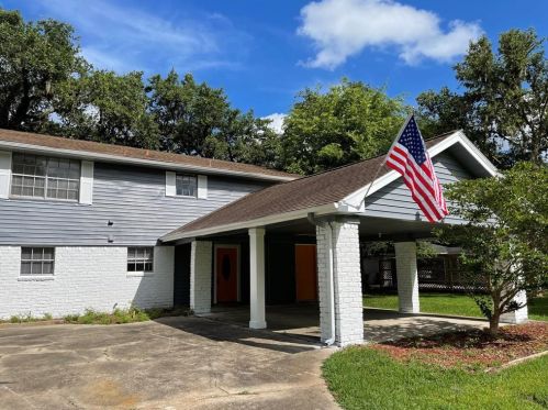 969 County Road 687, Angleton TX  77515-8685 exterior