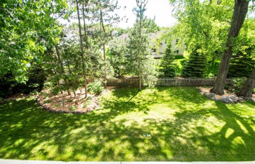 9063 Duckwood Trl, Saint Paul MN  55125-8687 exterior