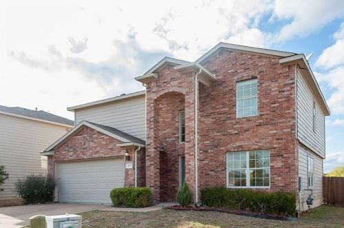 965 Sweet Gum, Uhland TX  78640-5944 exterior