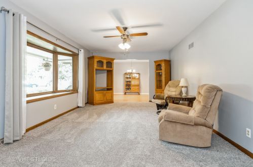 16031 Legion Ct, Plainfield, IL 60586-8829