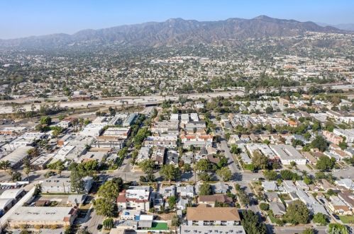 714 Milford St, Glendale CA  91203-1534 exterior