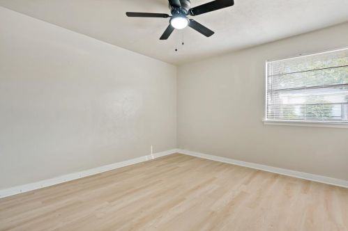 4801 Selkirk Dr, Fort Worth TX  76109-5043 exterior