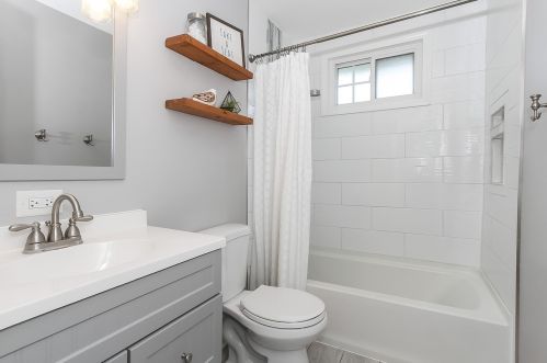 442 Cochise Ct, Carol Stream IL  60188-1516 exterior